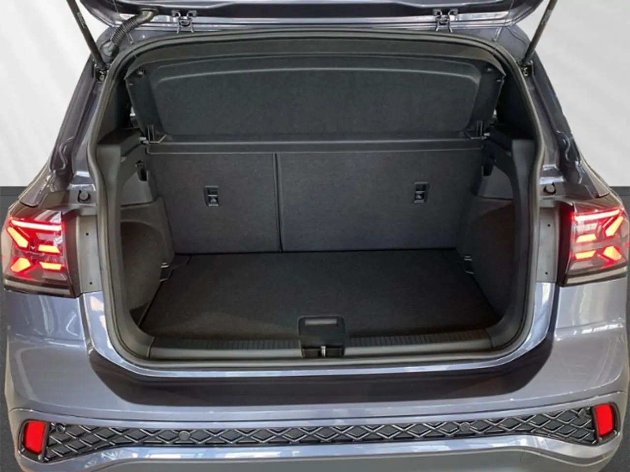Volkswagen T-Cross 6