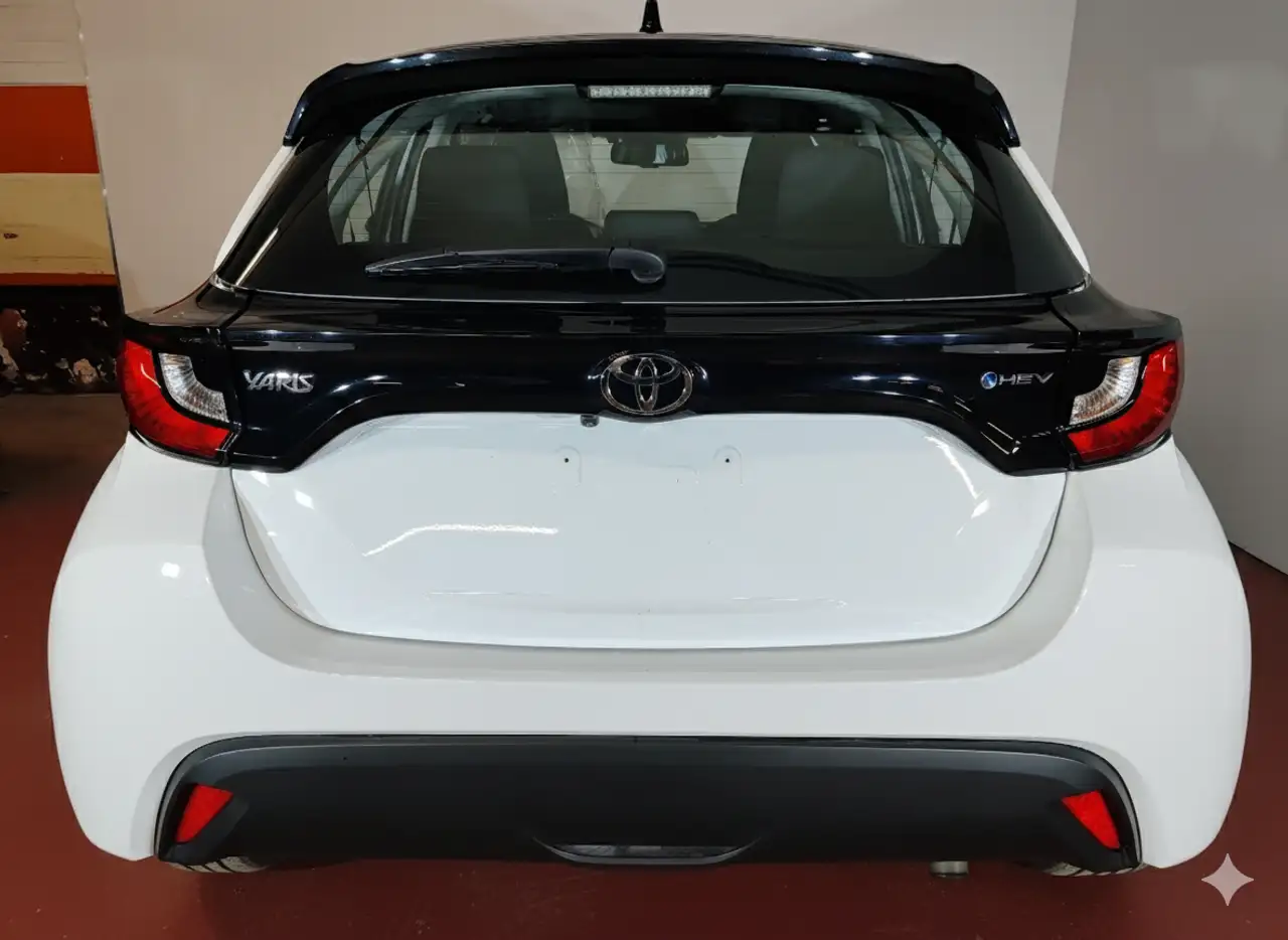 Toyota Yaris 5