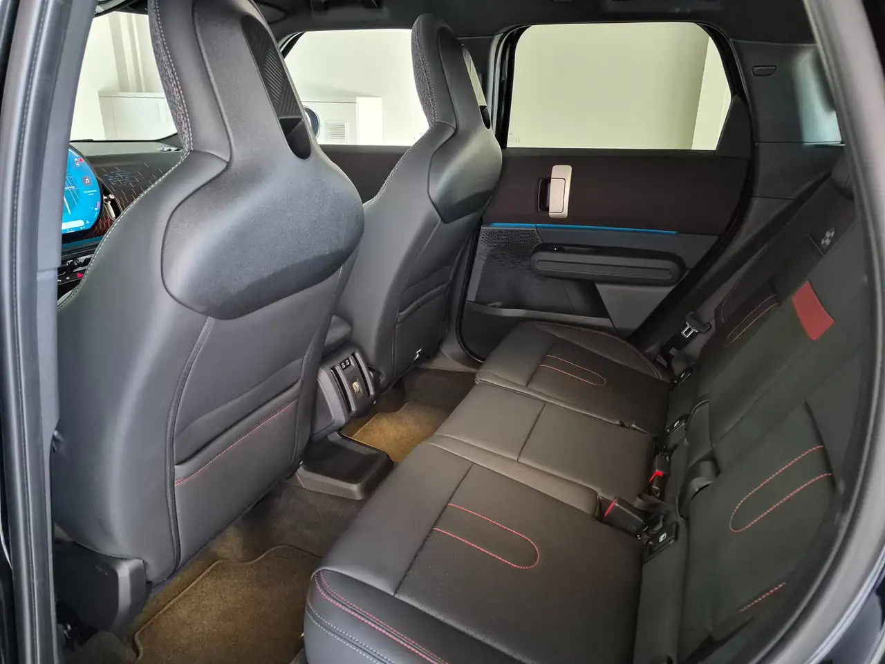 Mini Countryman 11