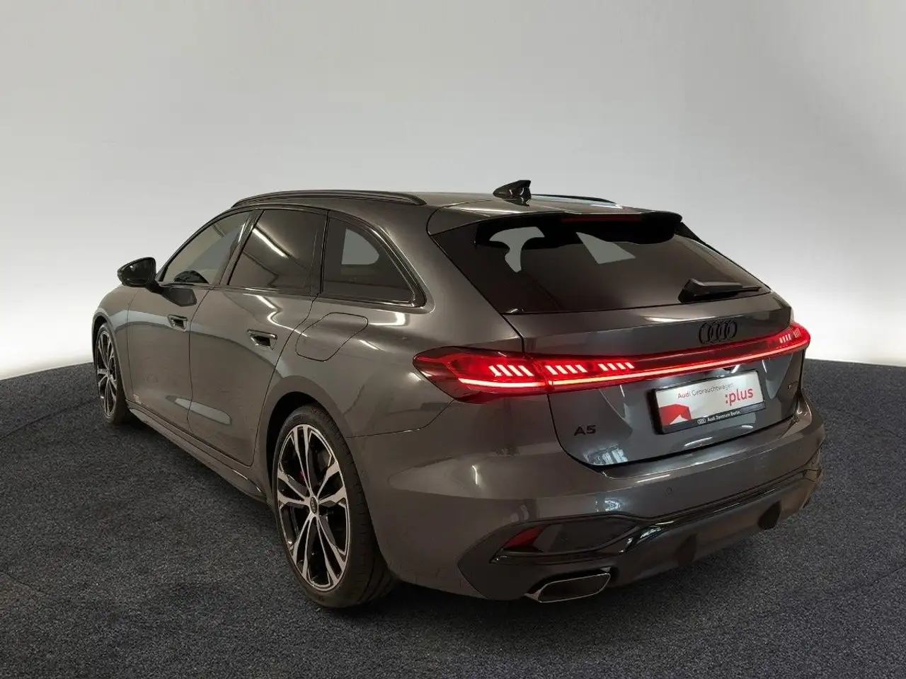 Audi A5 4