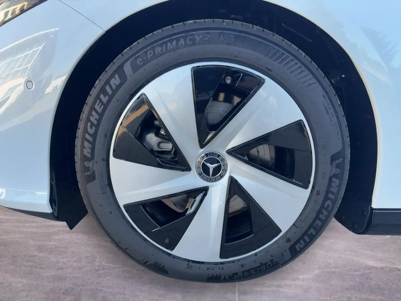 Mercedes-Benz CLA 180 11