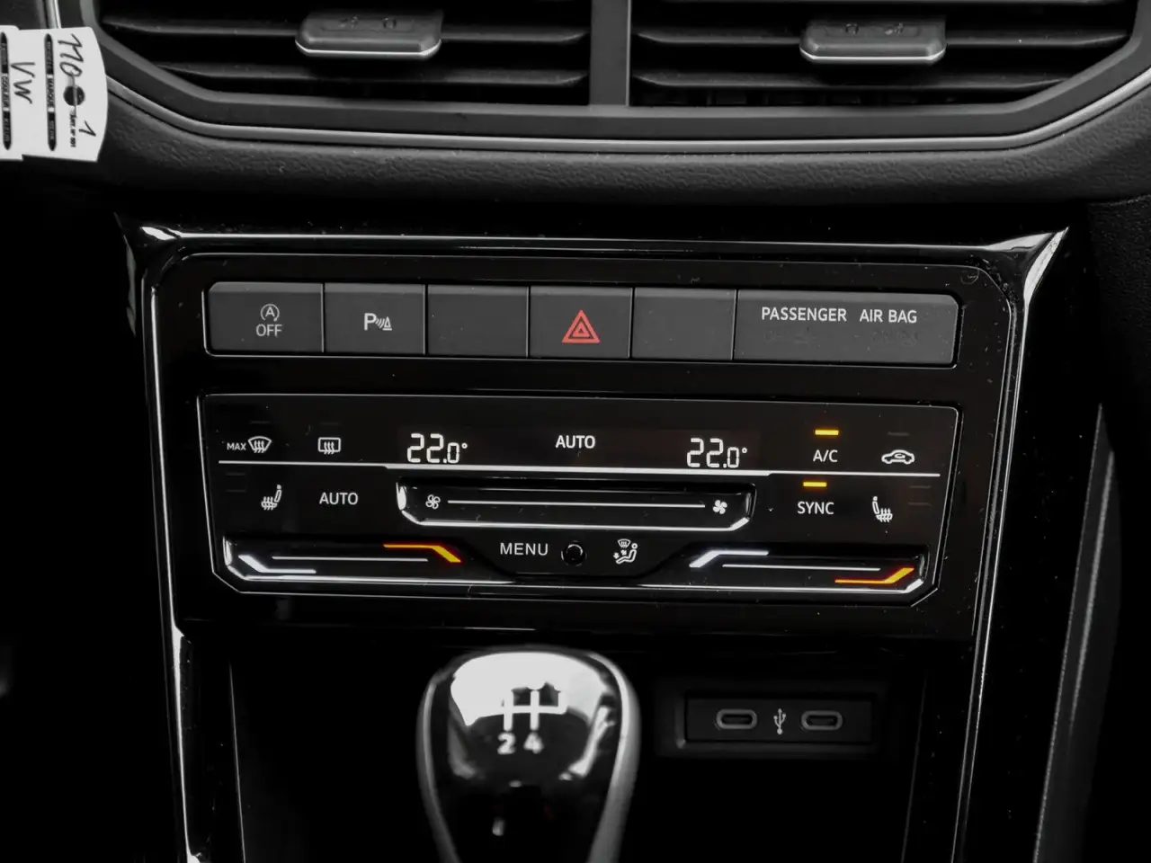 Volkswagen T-Cross 8