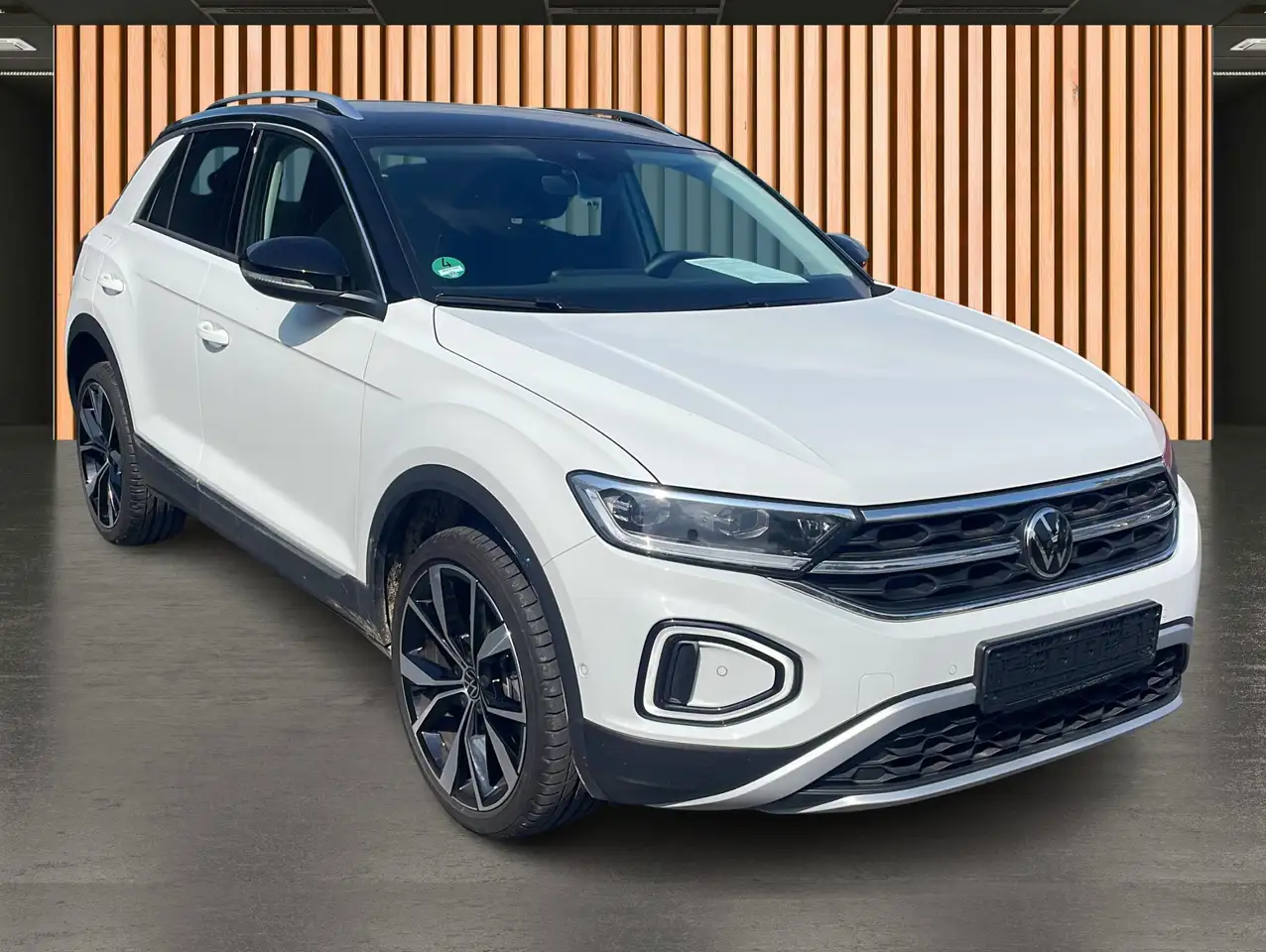 Volkswagen T-Roc 6