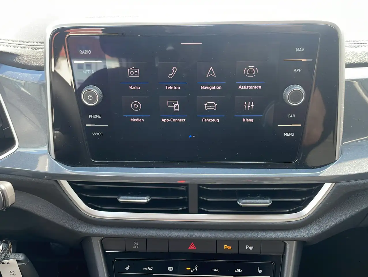 Volkswagen T-Roc 8