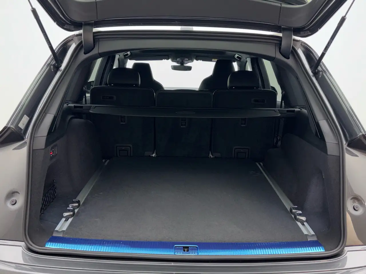 Audi Q7 13
