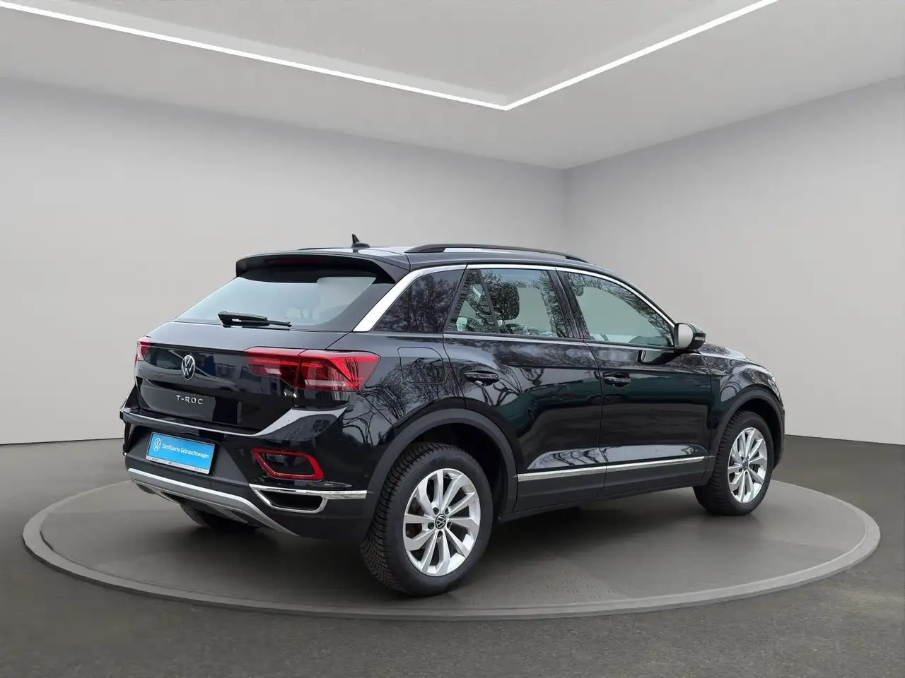 Volkswagen T-Roc 4