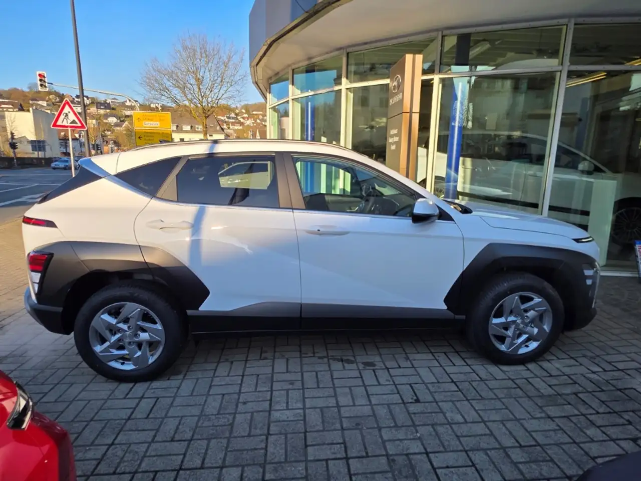 Hyundai KONA 8