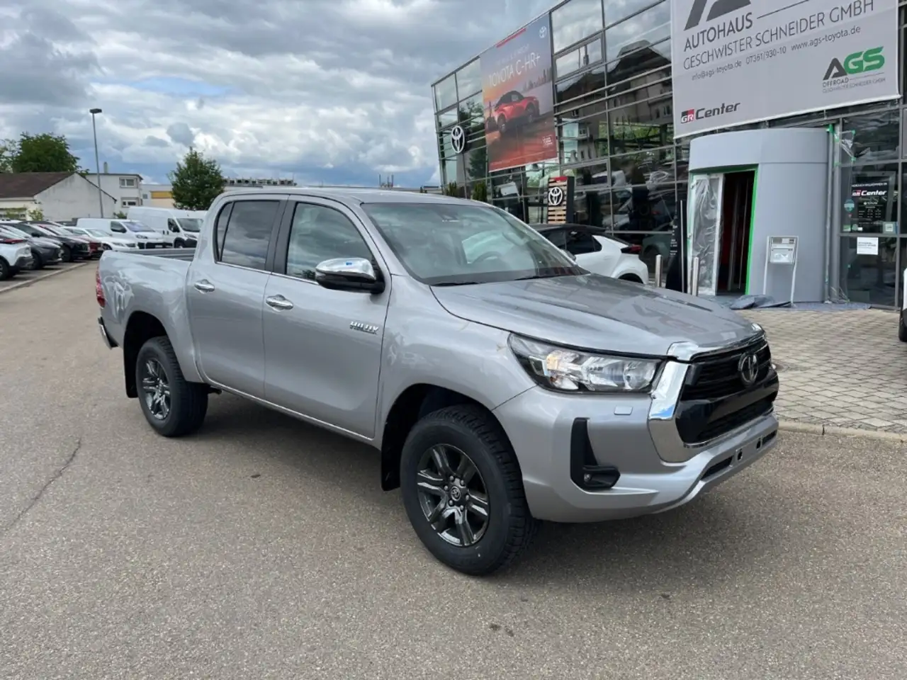 Toyota Hilux 2