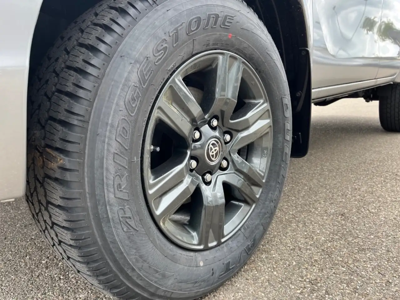 Toyota Hilux 8