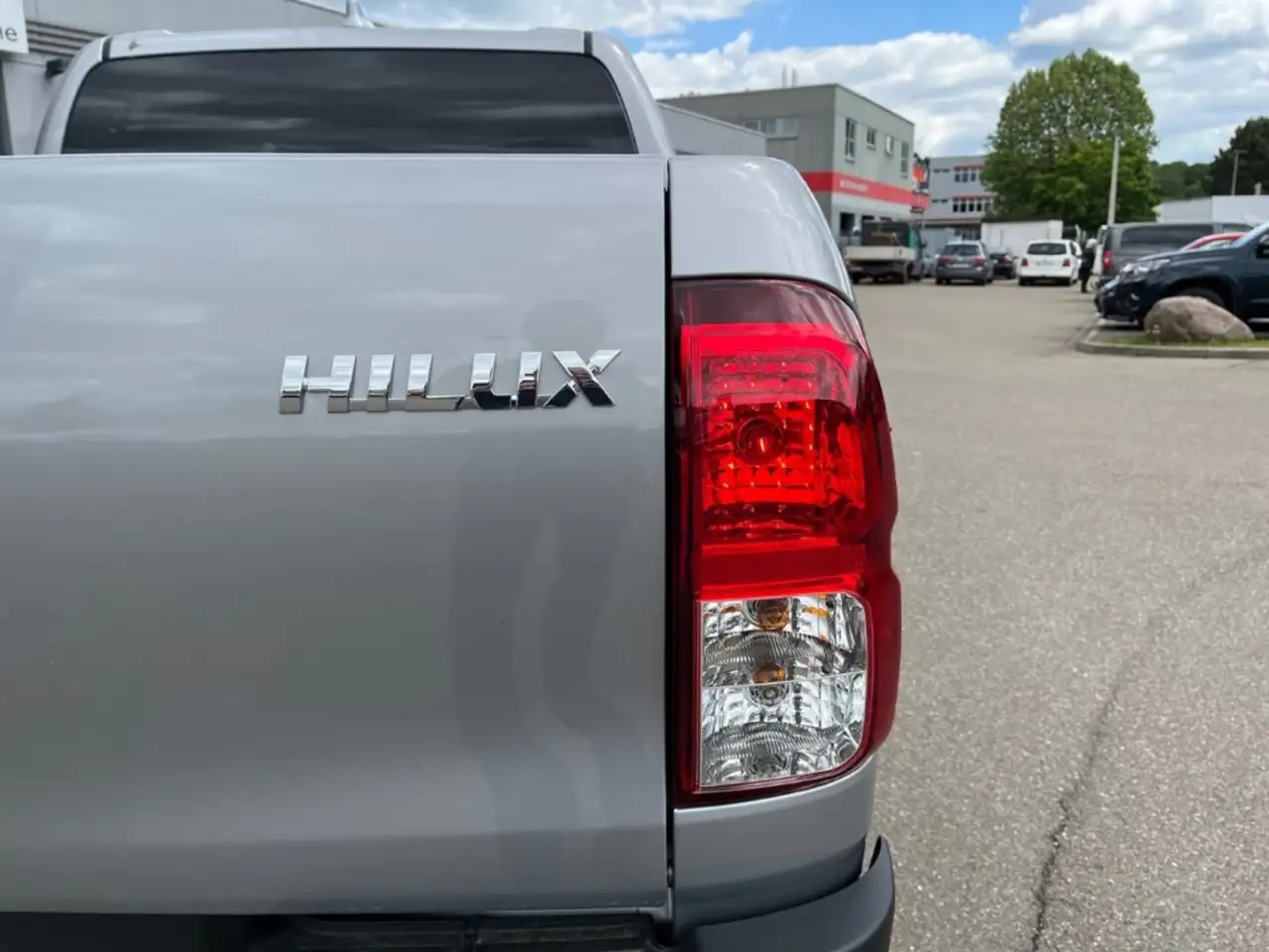 Toyota Hilux 10