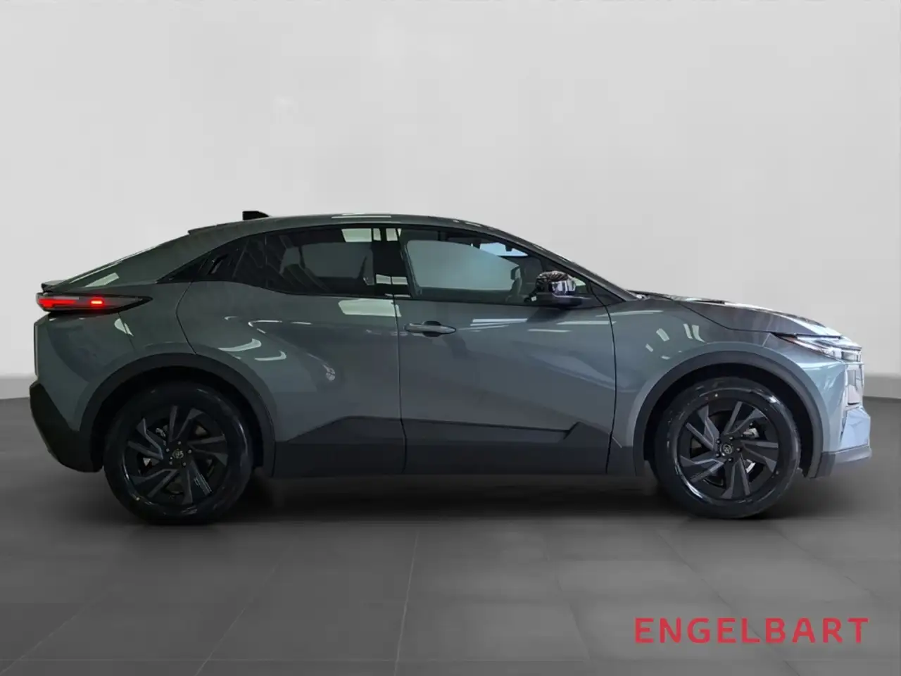 Toyota C-HR 5