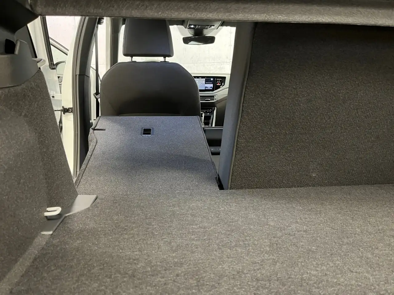 Volkswagen Taigo 16