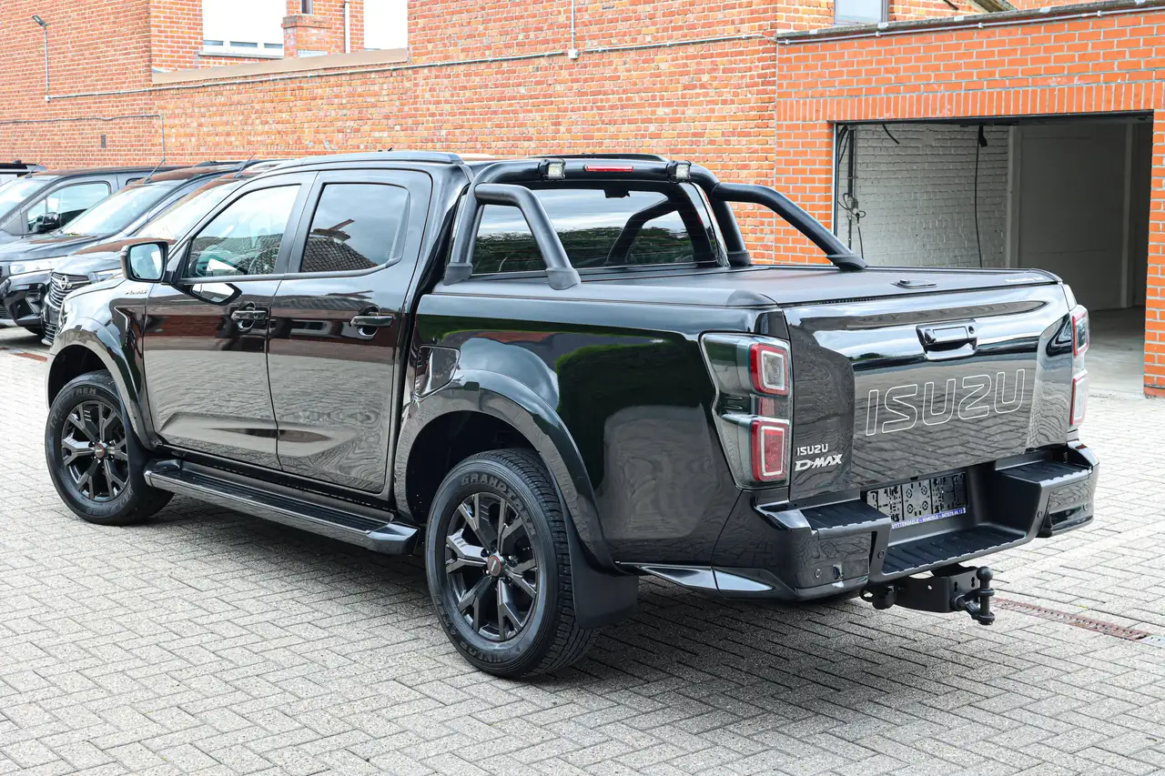 Isuzu D-Max 7