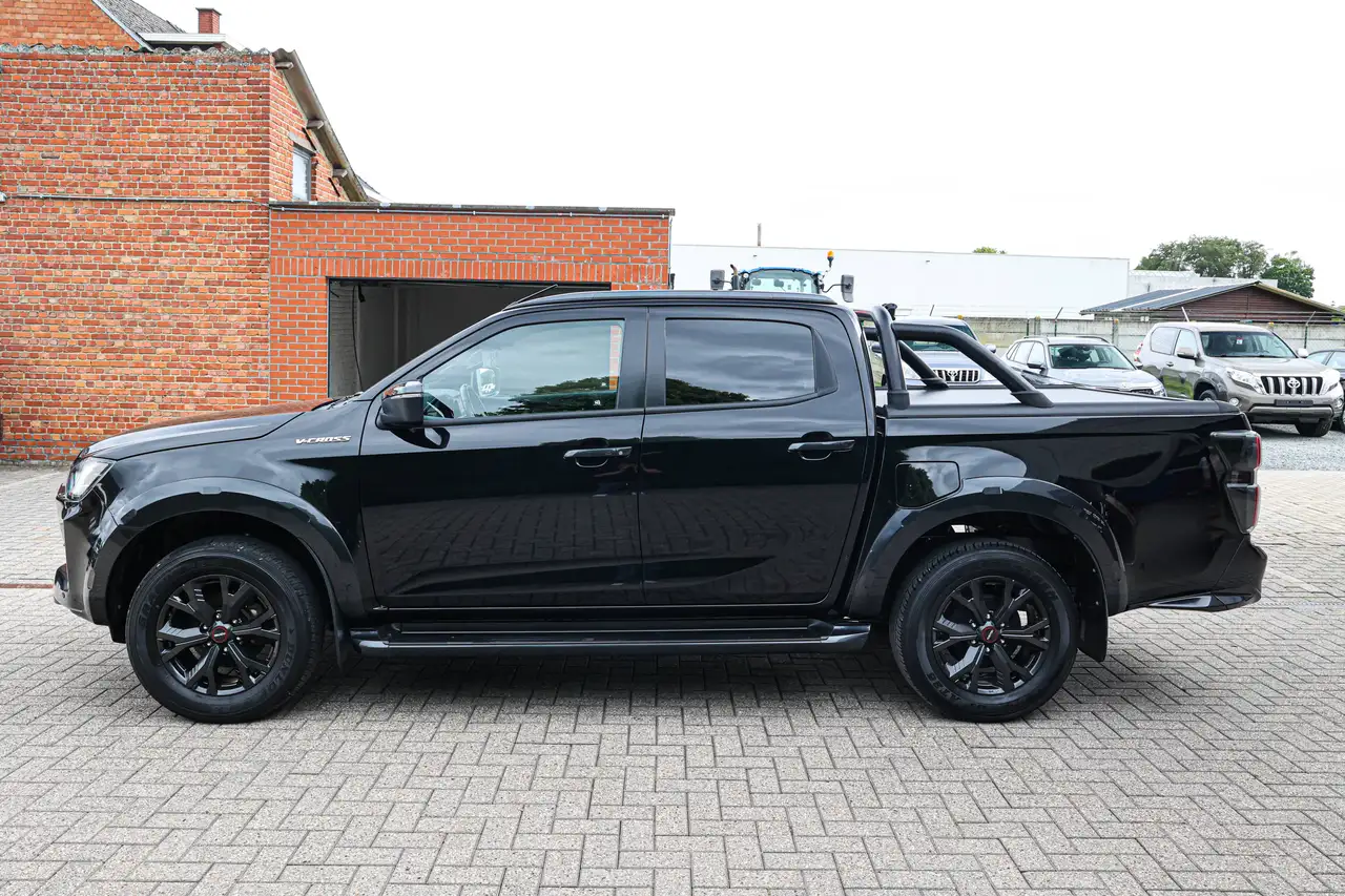 Isuzu D-Max 8