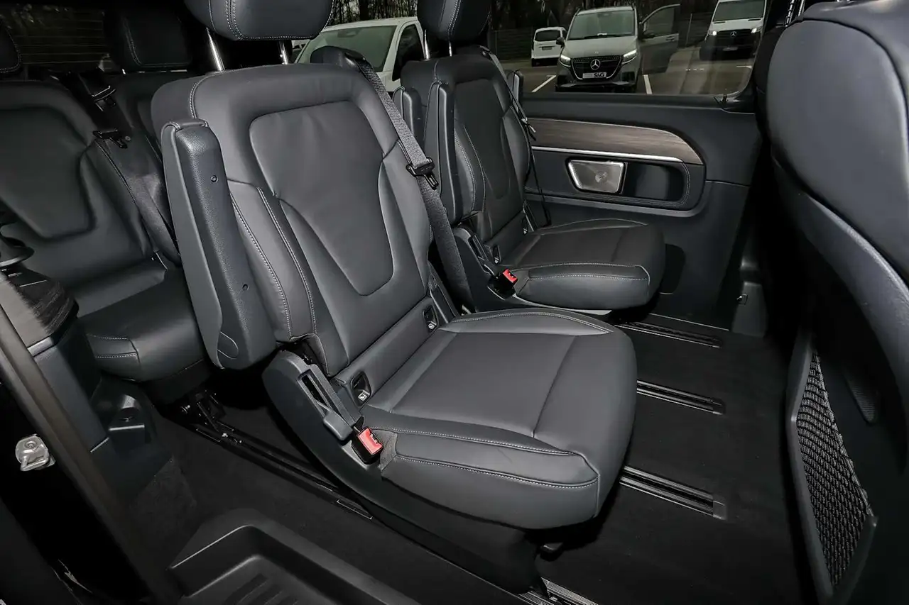 Mercedes-Benz V 300 7