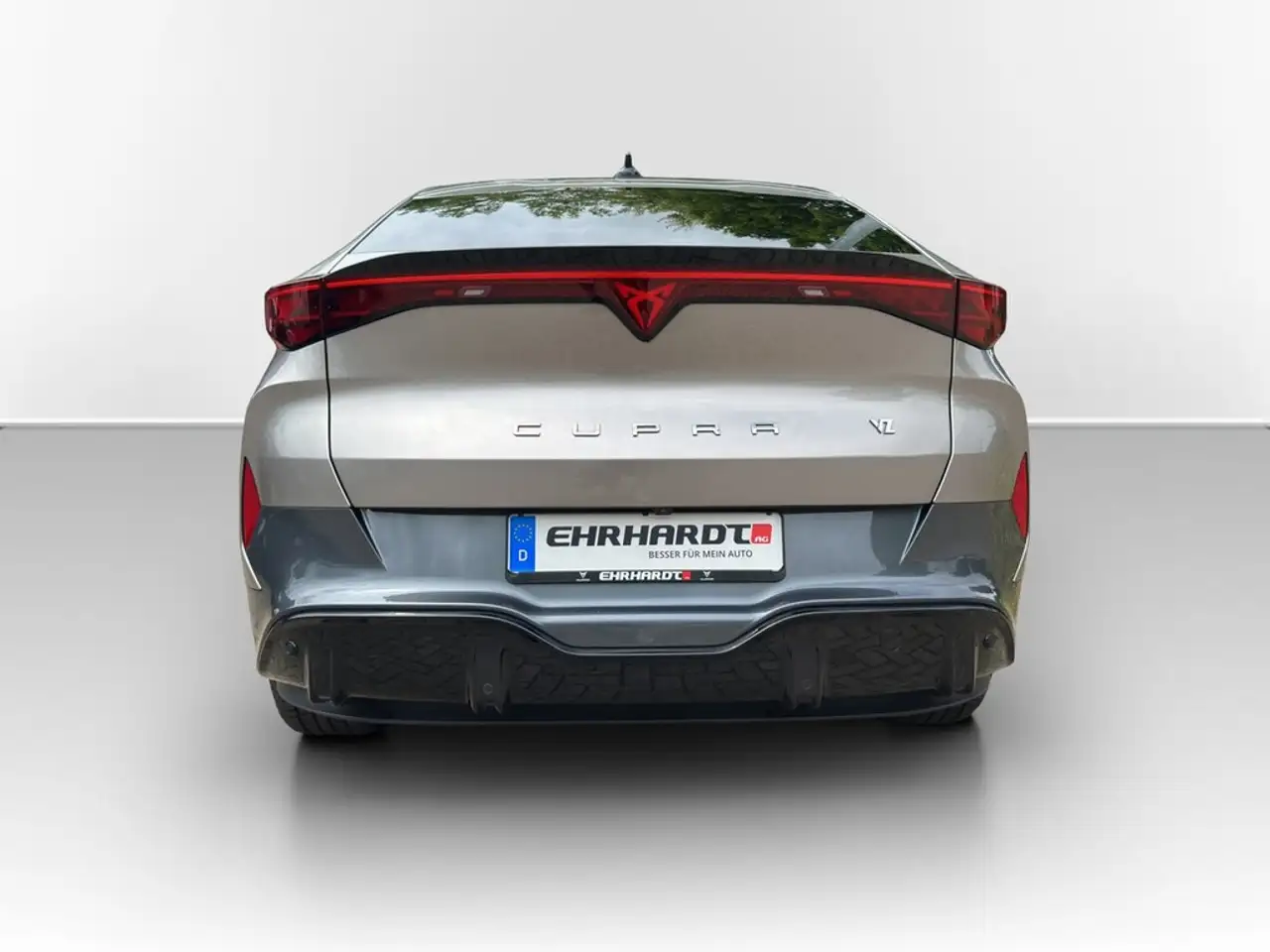 Cupra Tavascan 7