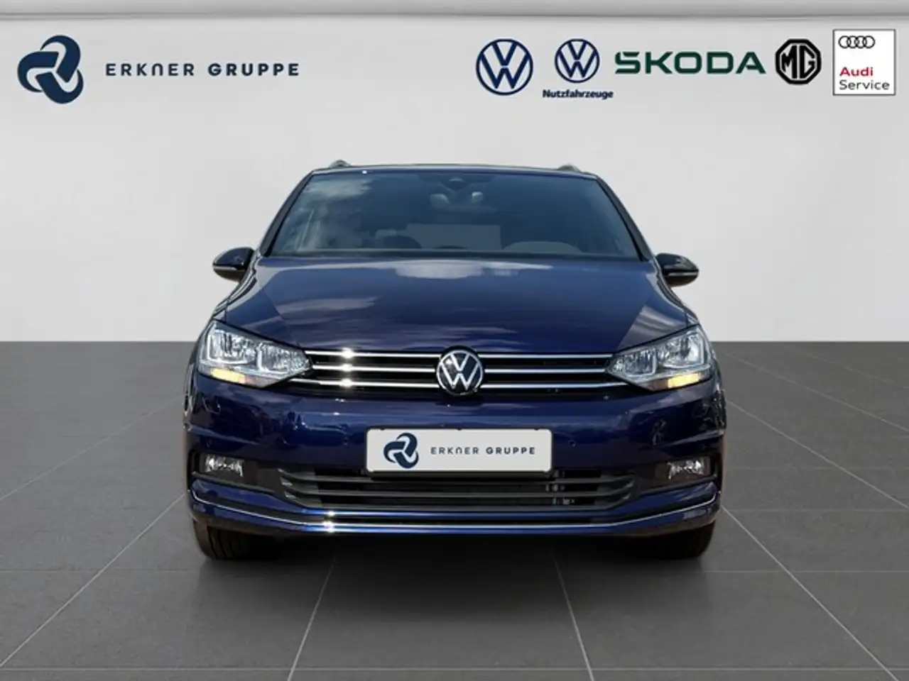 Volkswagen Touran 8