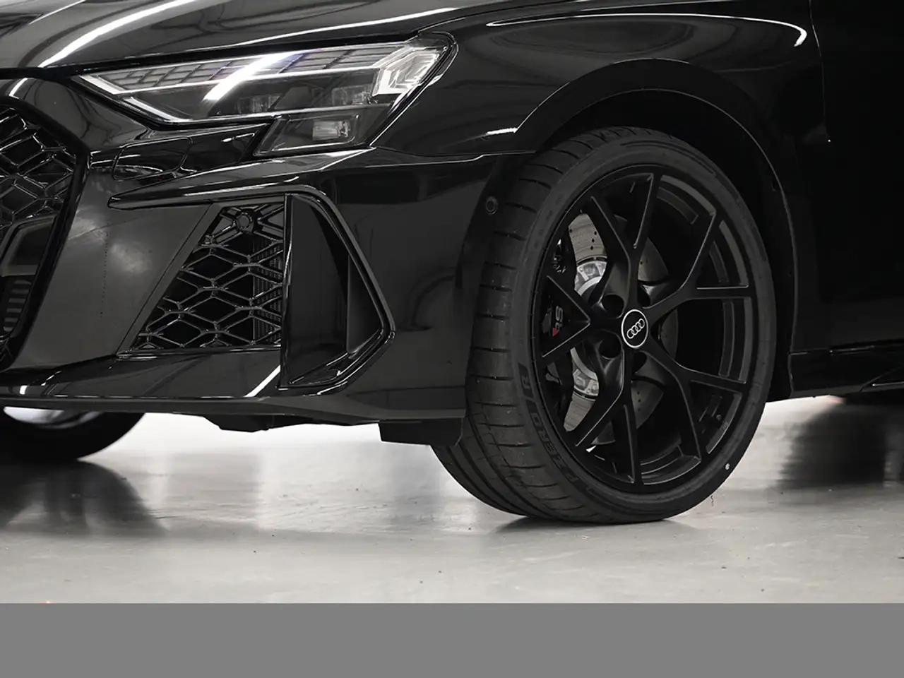 Audi RS3 5