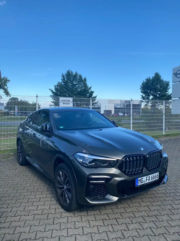 BMW X6 8