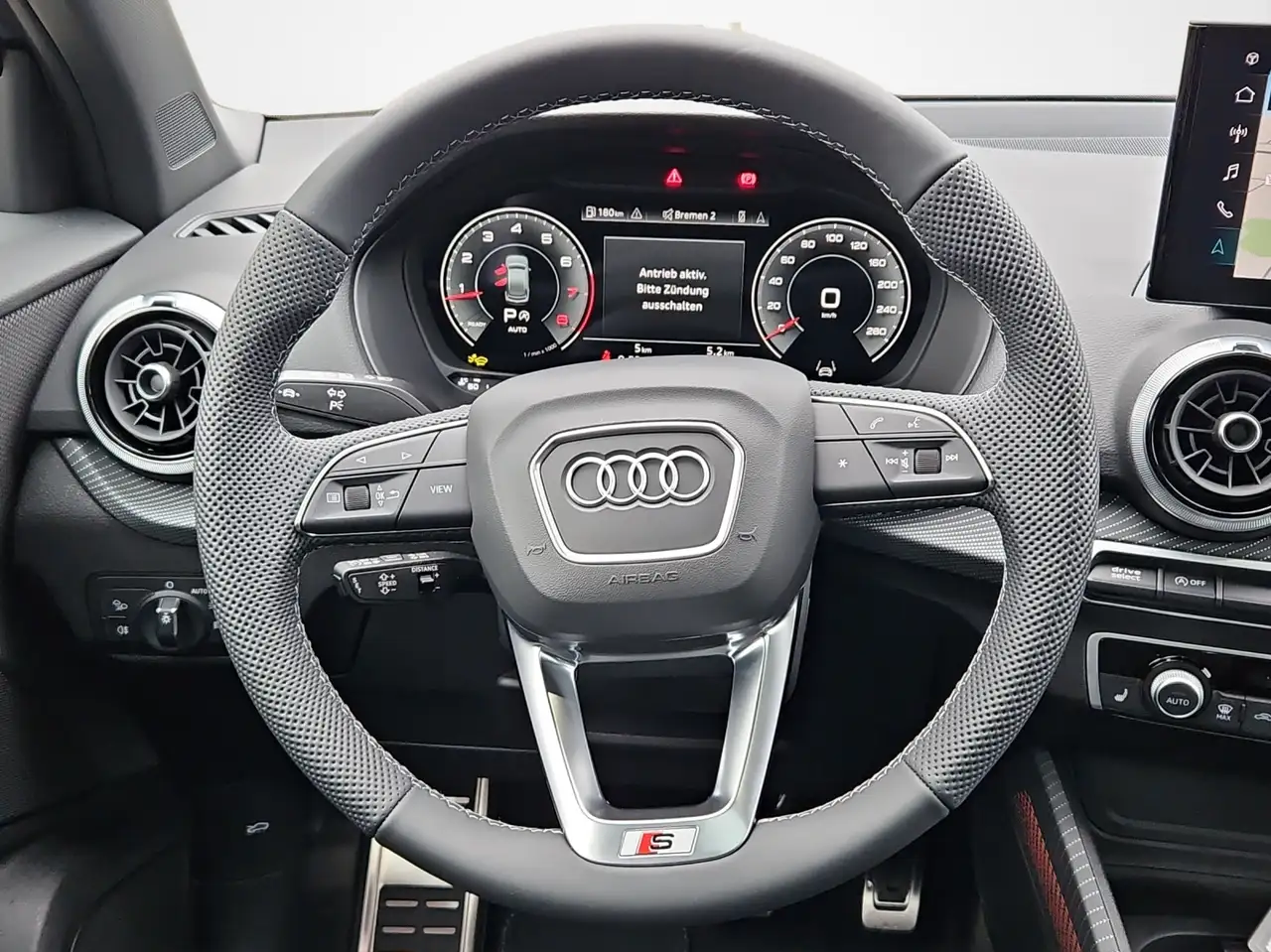 Audi Q2 35 9