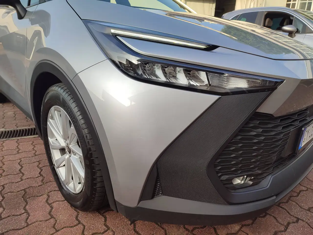 Toyota C-HR 5