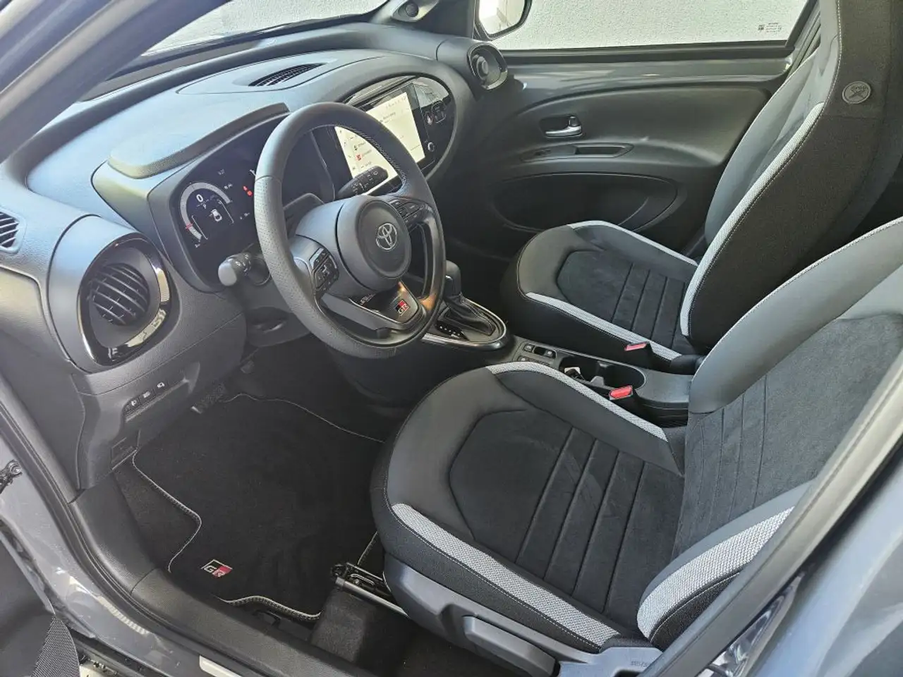 Toyota Aygo X 5