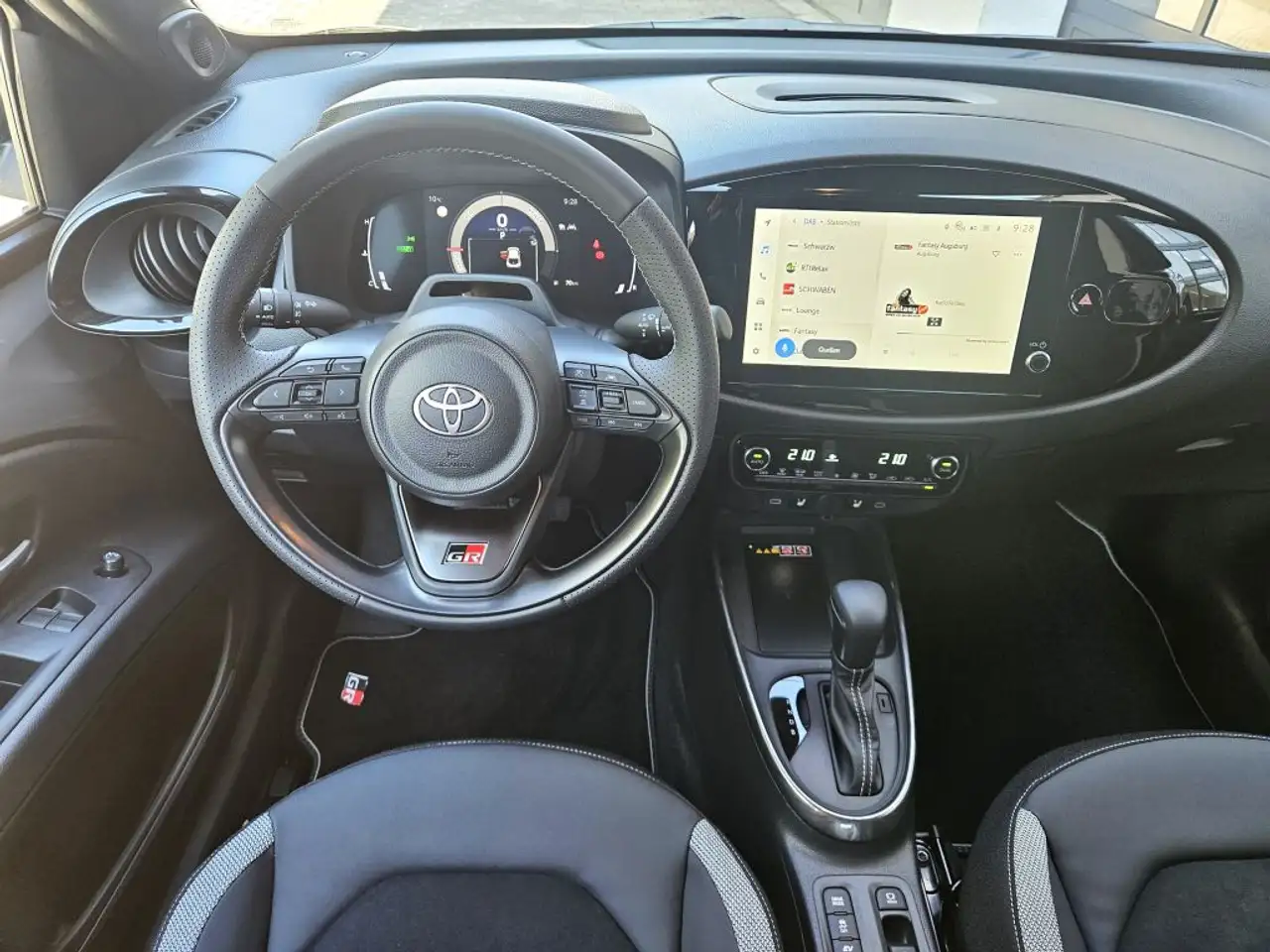 Toyota Aygo X 7
