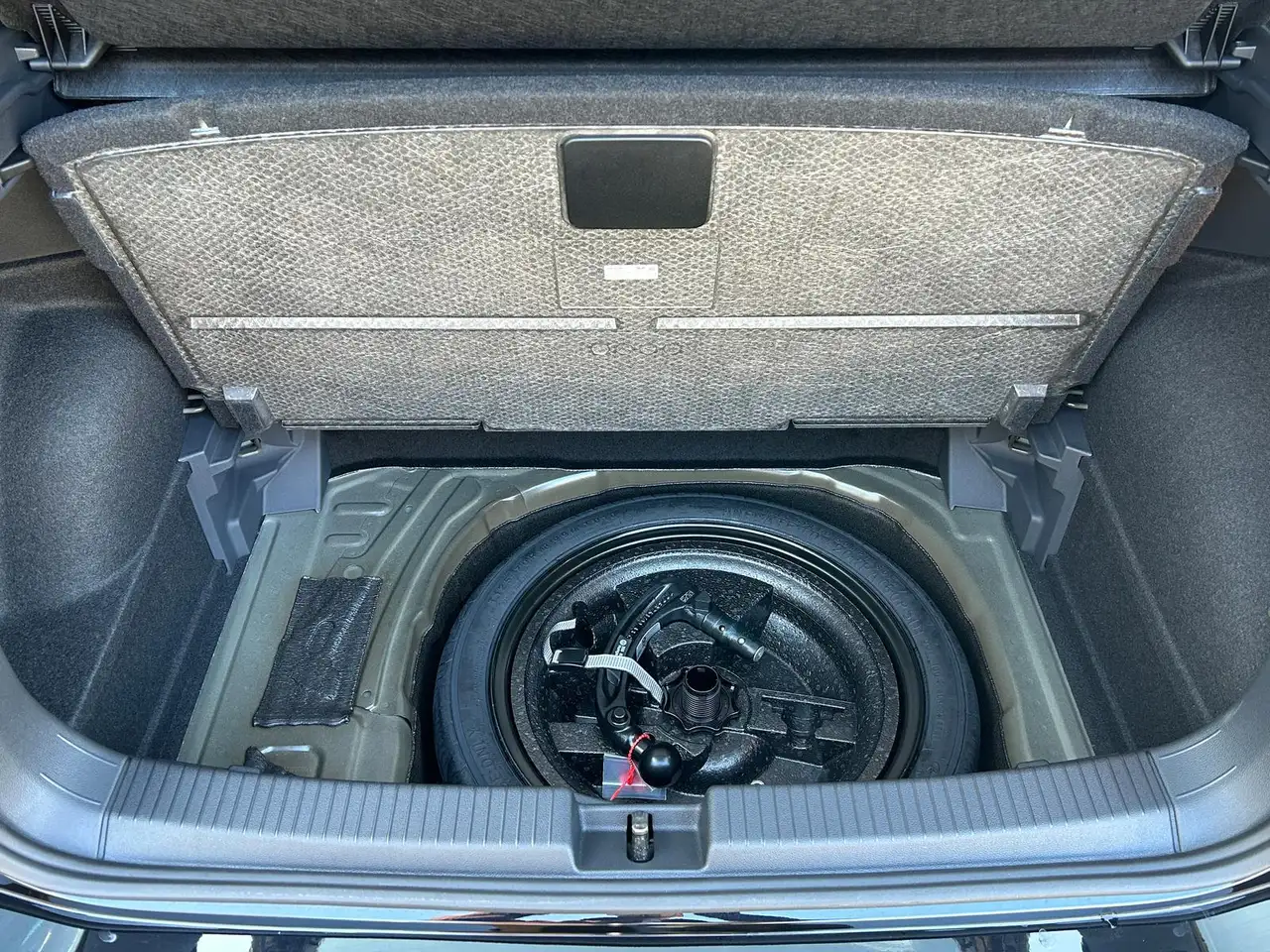 Volkswagen T-Cross 16
