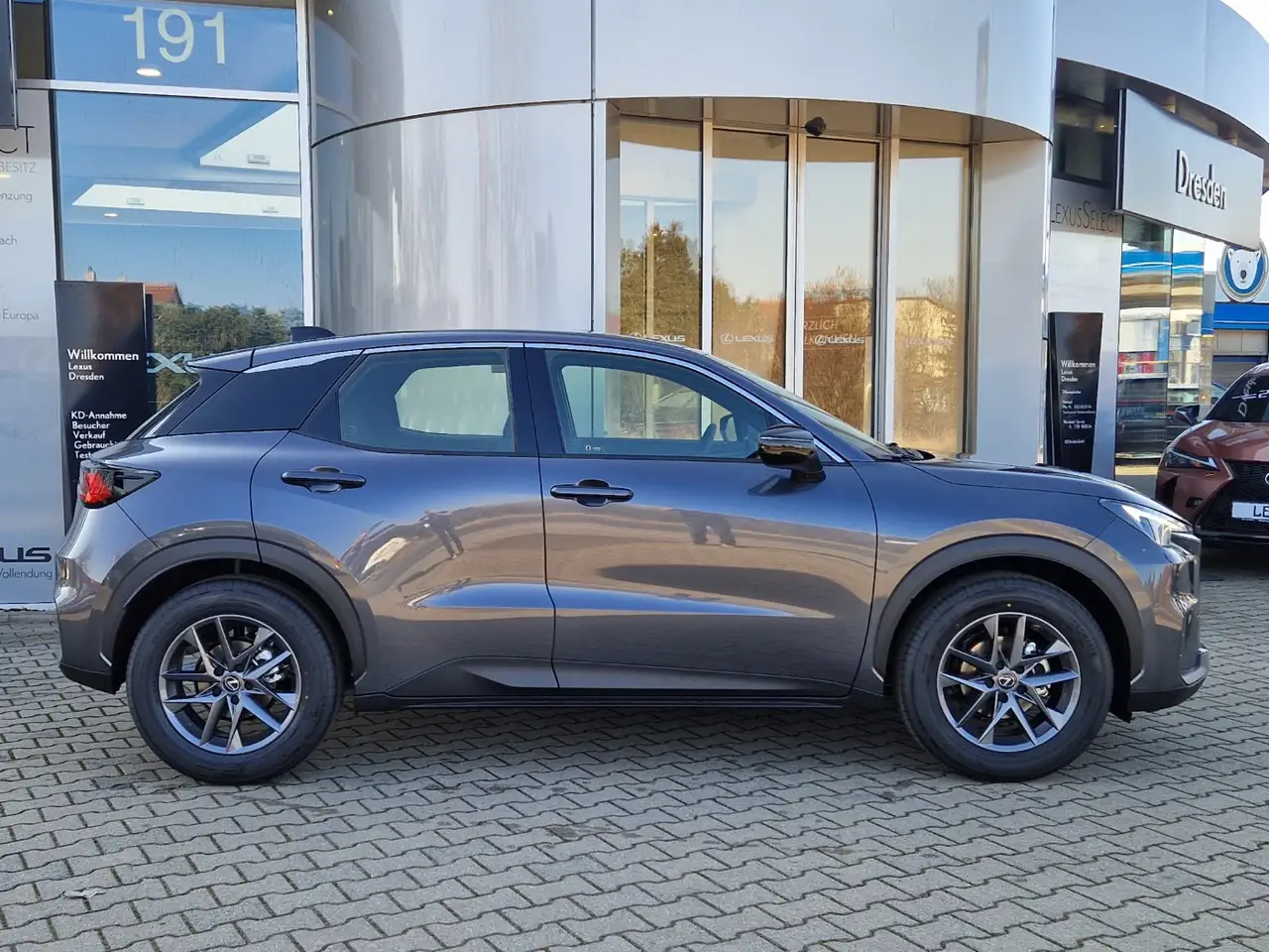 Lexus LBX 4