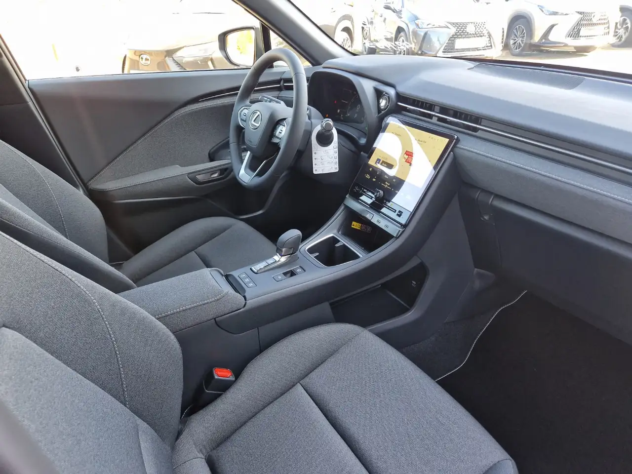 Lexus LBX 10