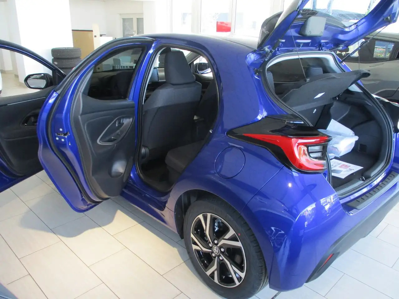 Toyota Yaris 4