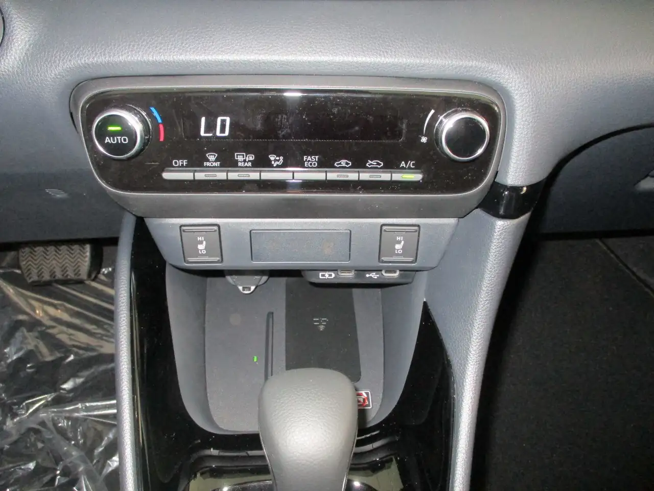 Toyota Yaris 13
