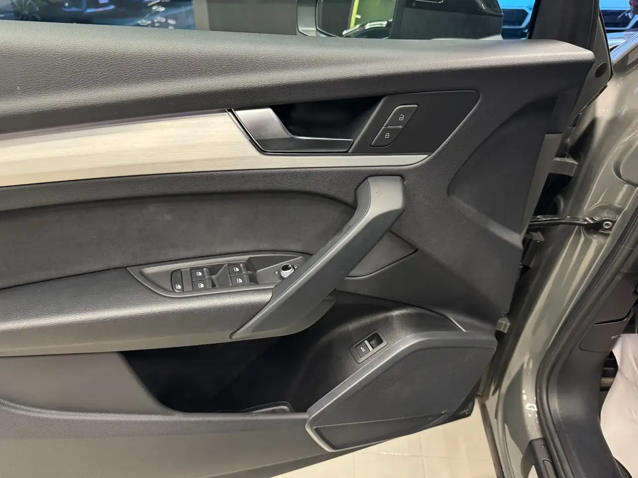 Audi Q5 11