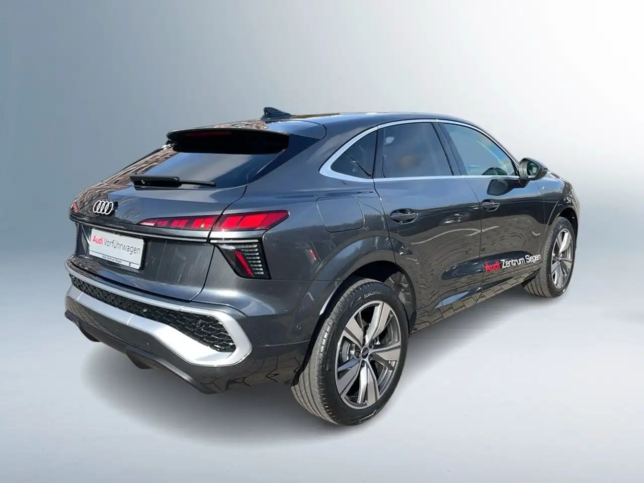 Audi Q3 5