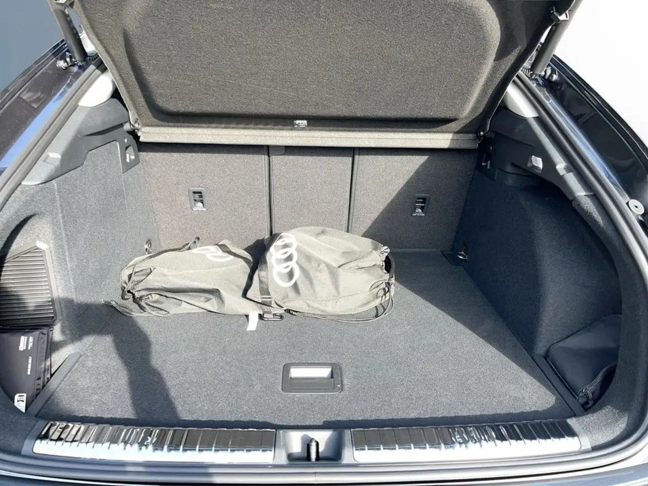 Audi Q3 13