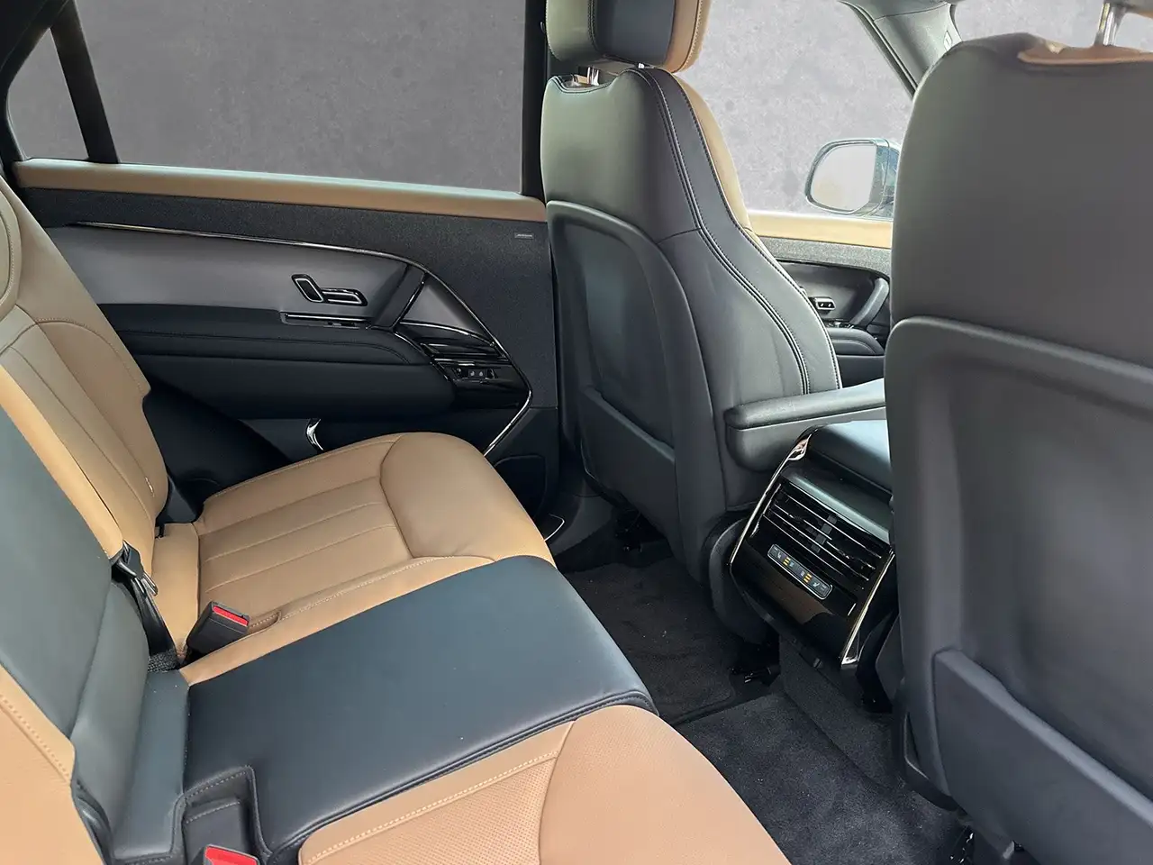 Land Rover Range Rover 5