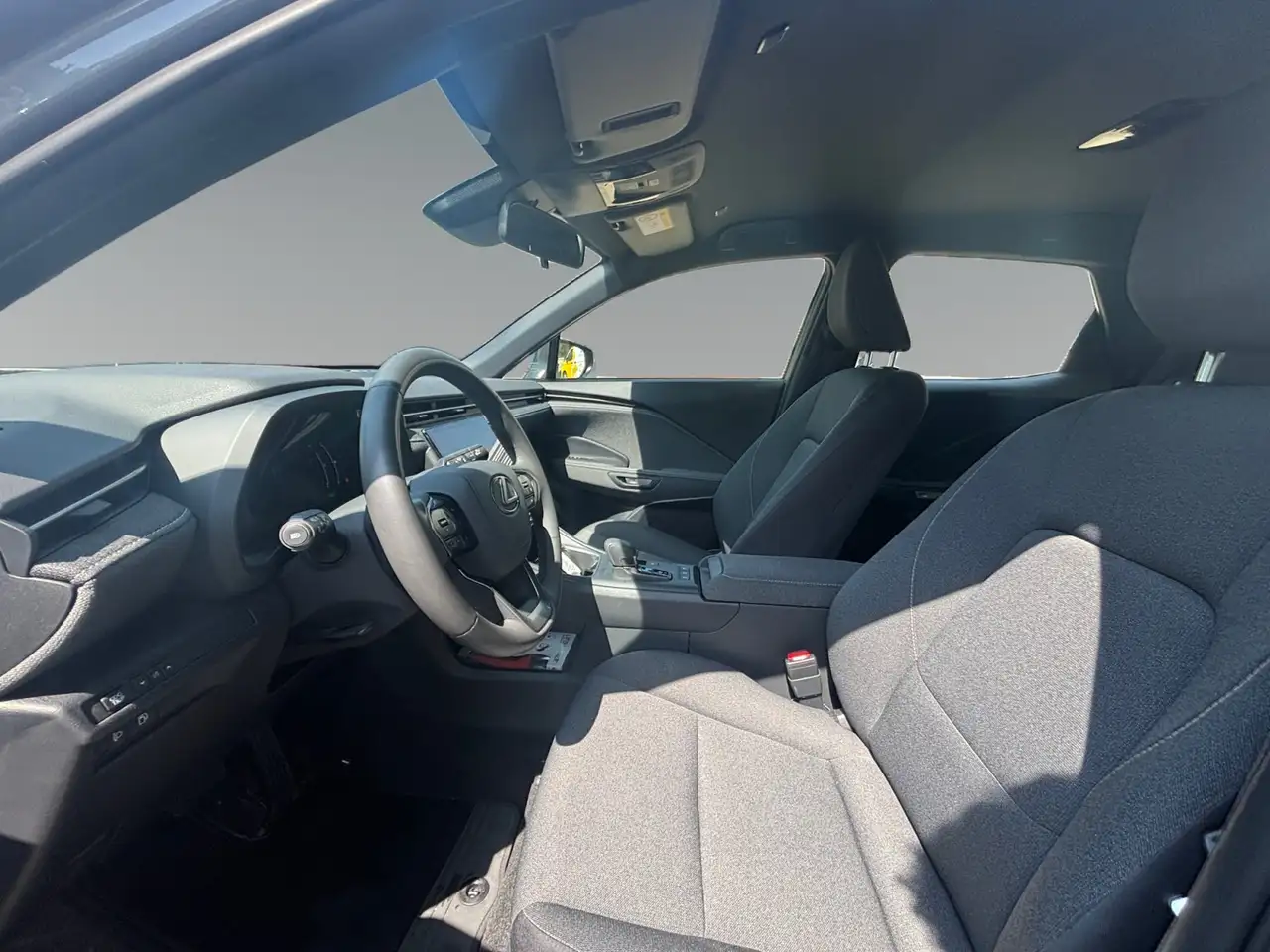 Lexus LBX 10