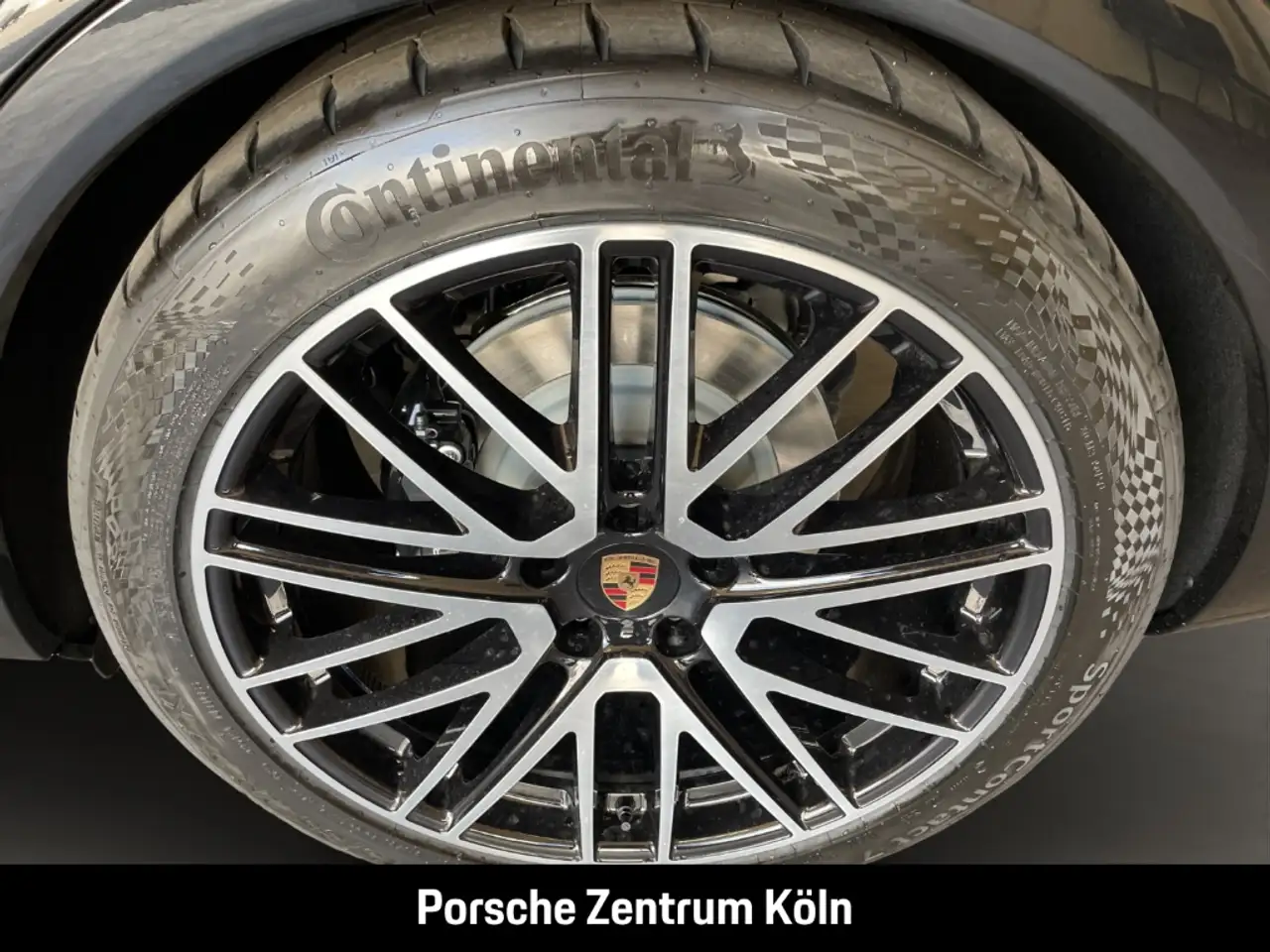 Porsche Cayenne 11