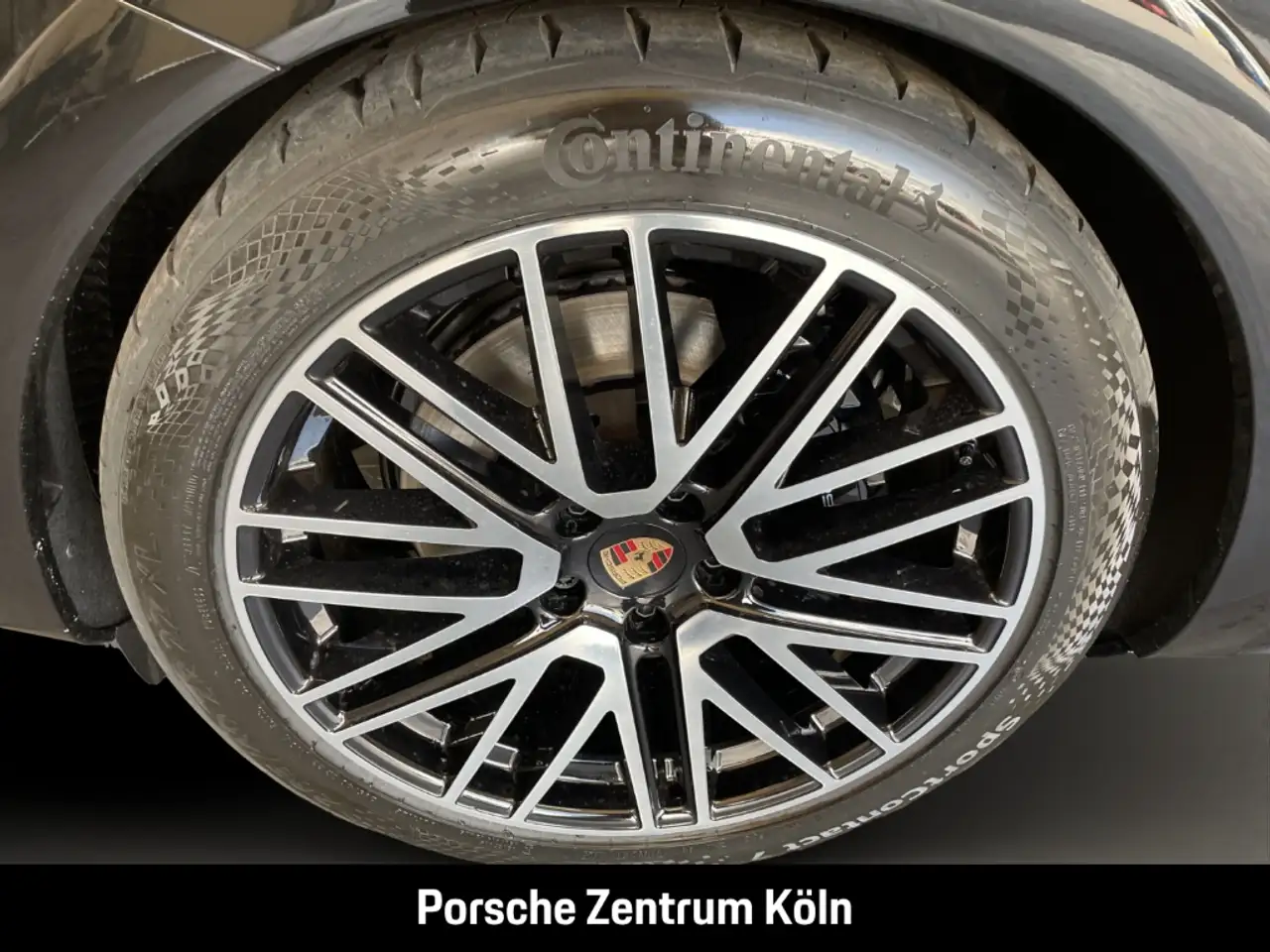 Porsche Cayenne 12