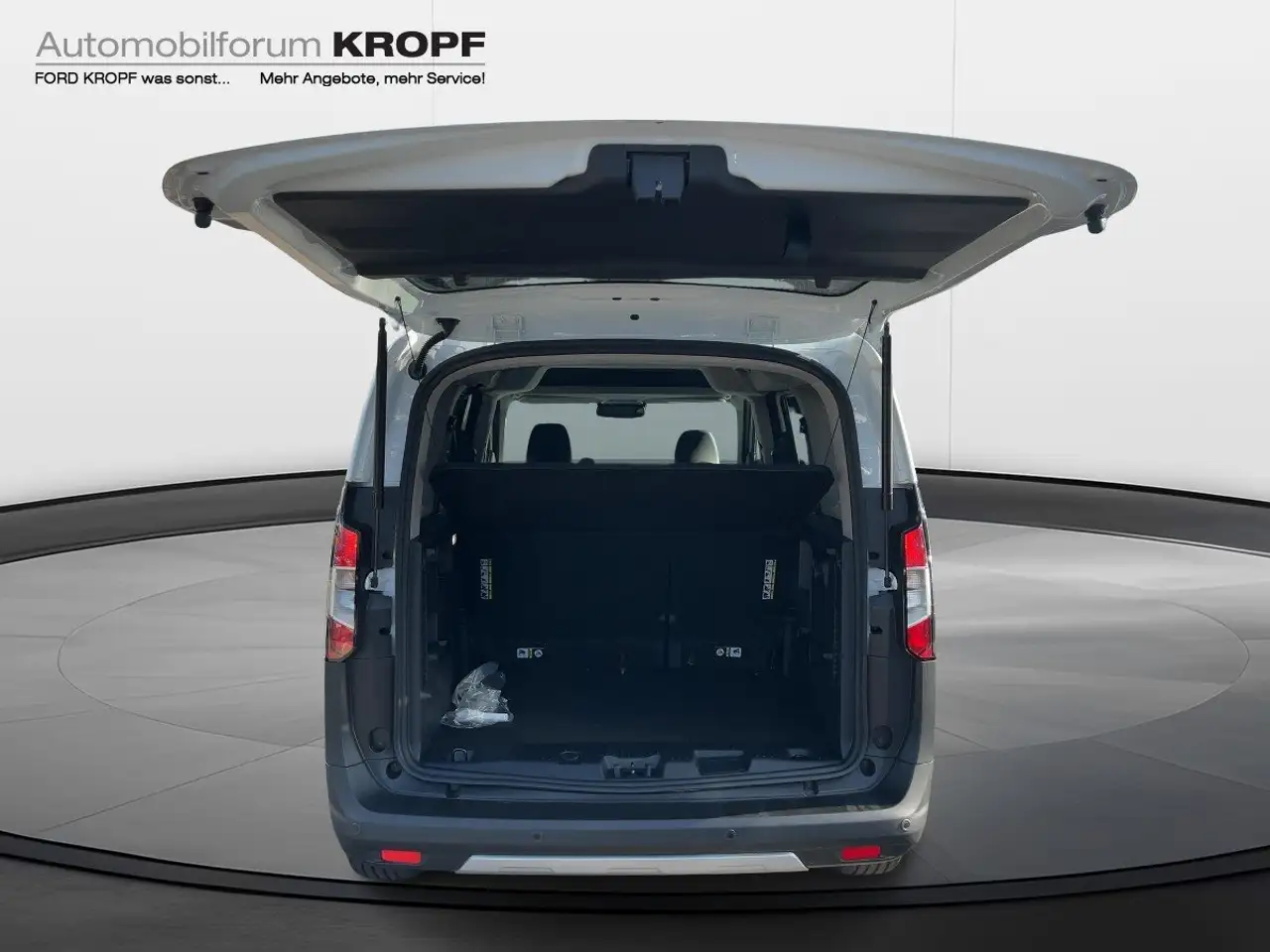 Ford Tourneo 7