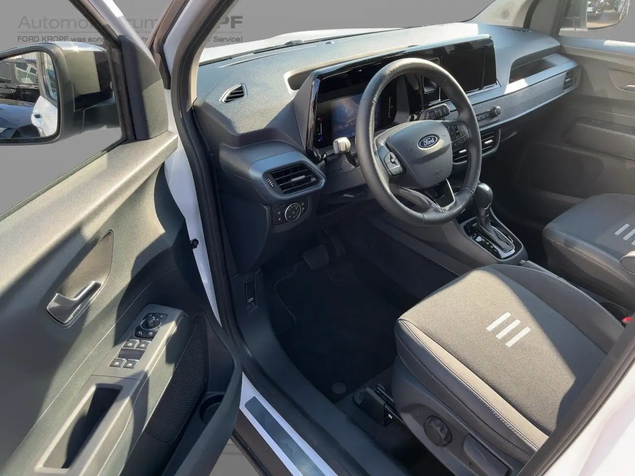 Ford Tourneo 8