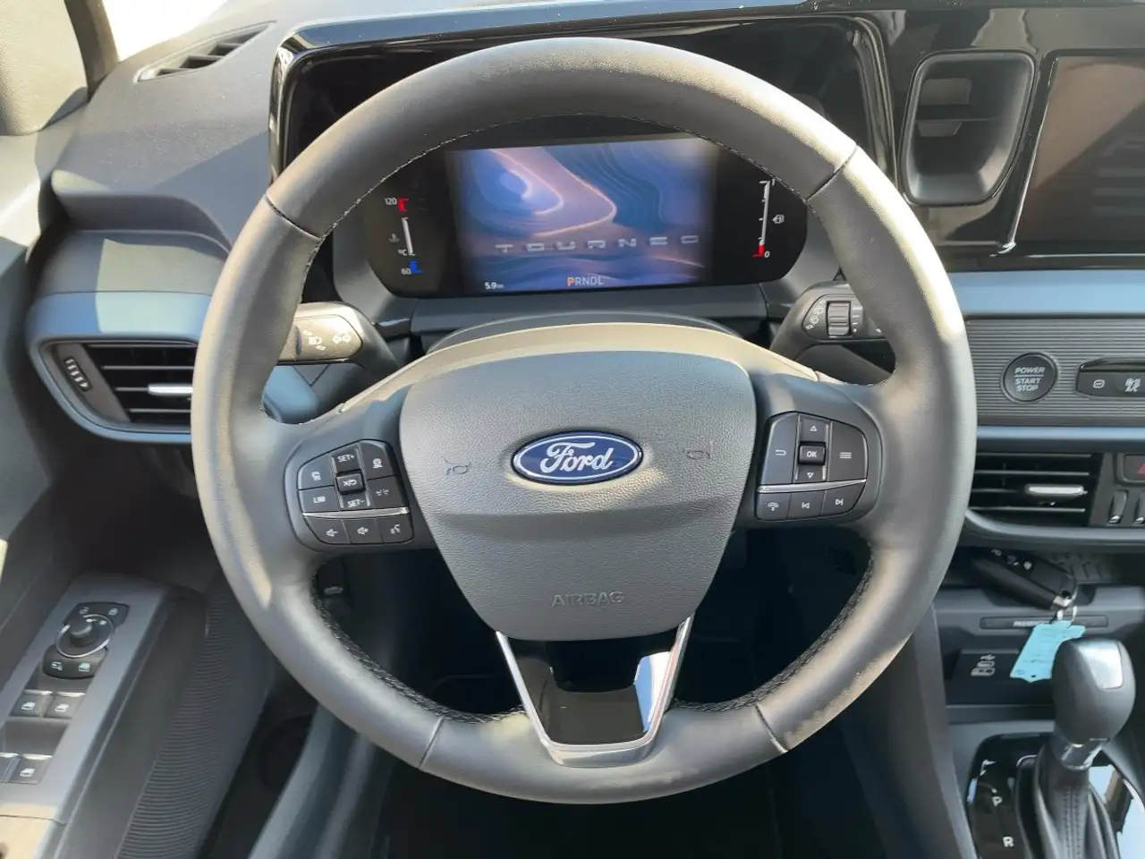 Ford Tourneo 11