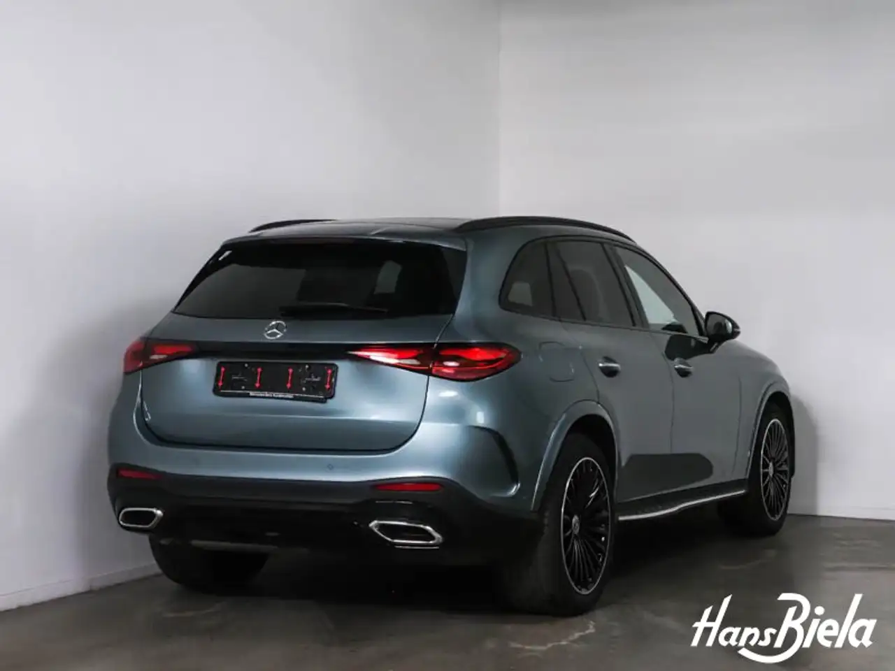 Mercedes-Benz GLC 300 2