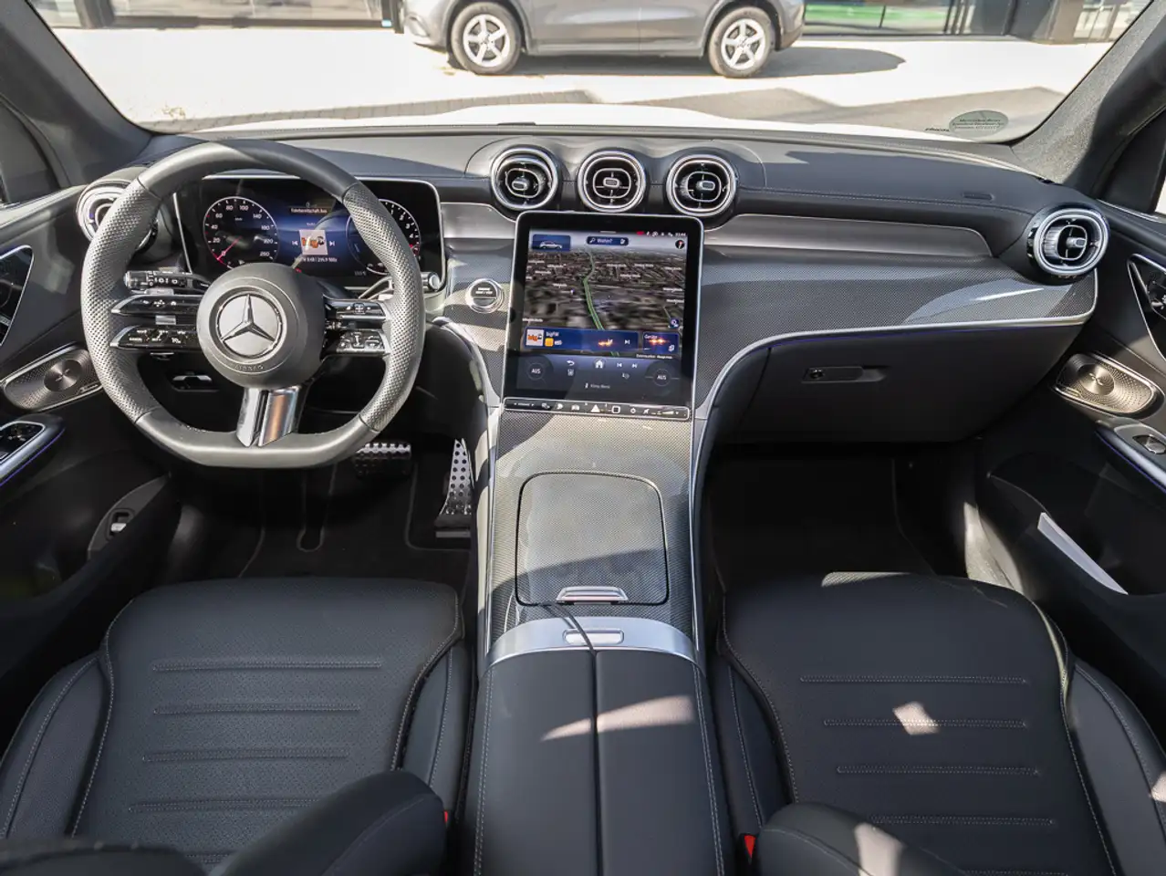 Mercedes-Benz GLC 300 9