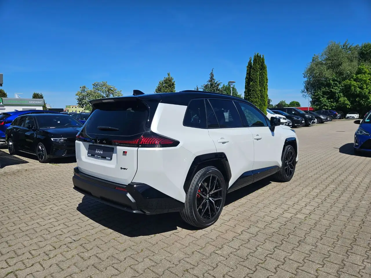 Toyota RAV4 10