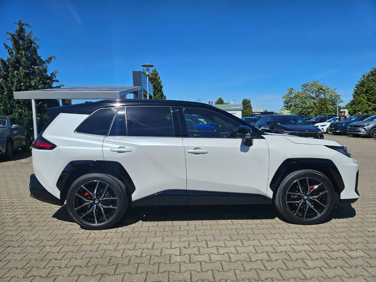 Toyota RAV4 12