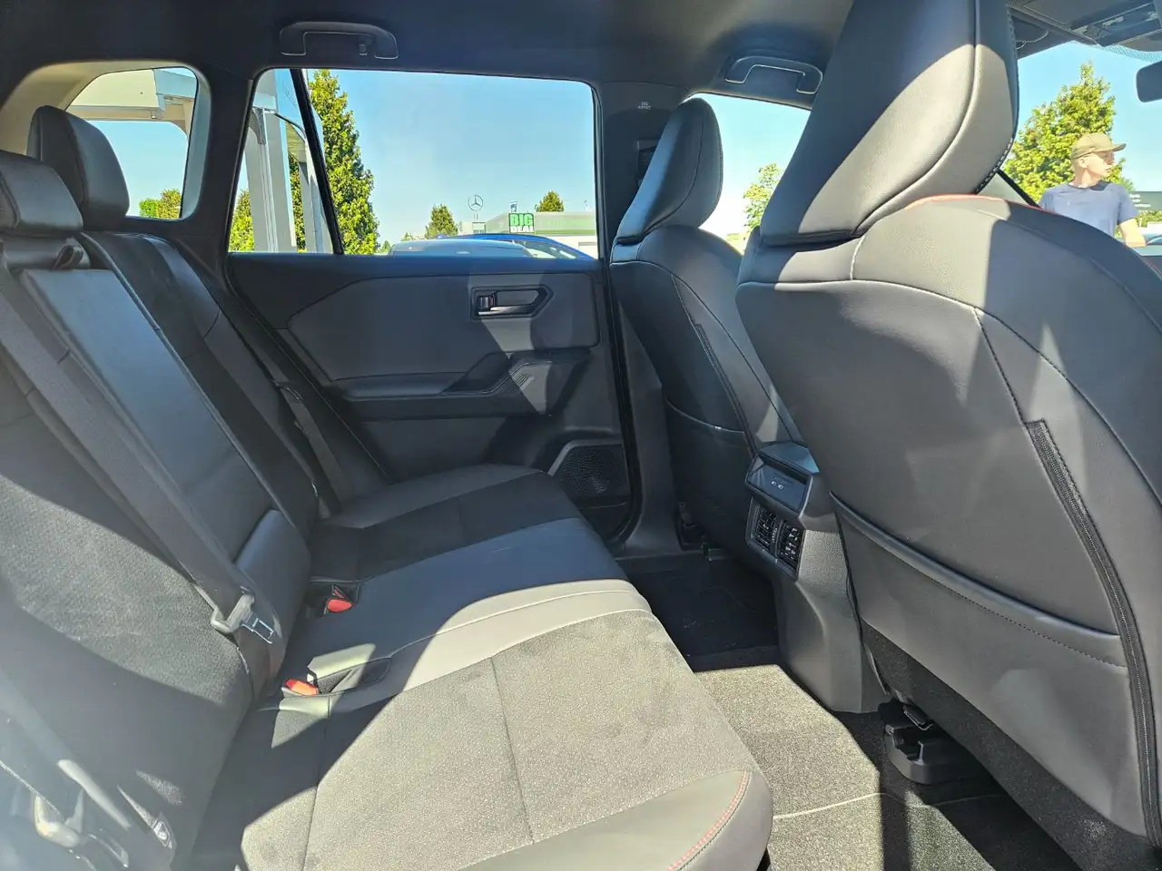 Toyota RAV4 14
