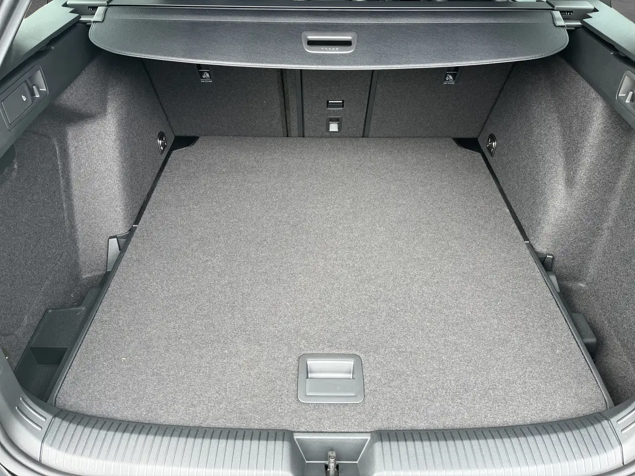 Volkswagen Golf 12