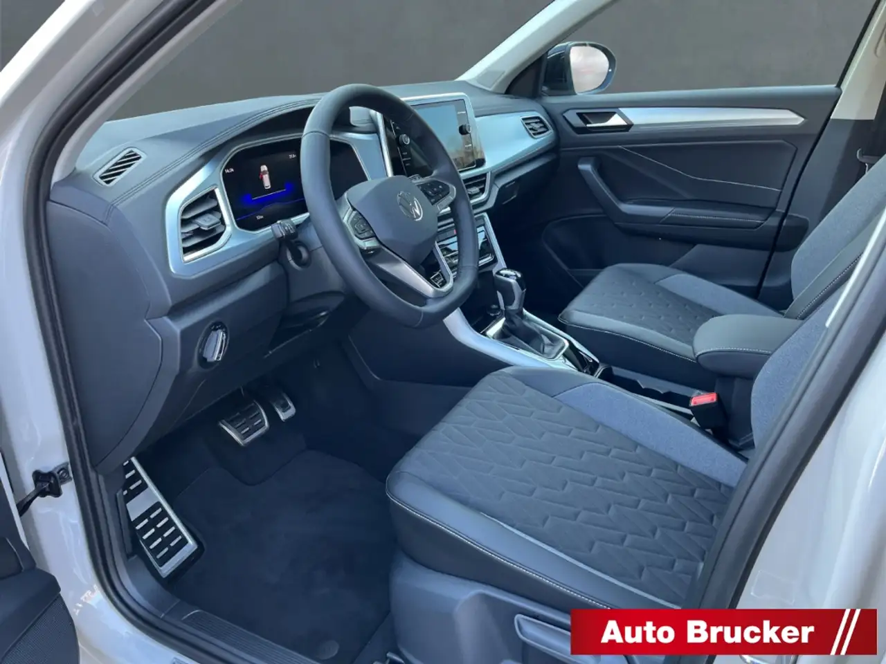 Volkswagen T-Roc 8