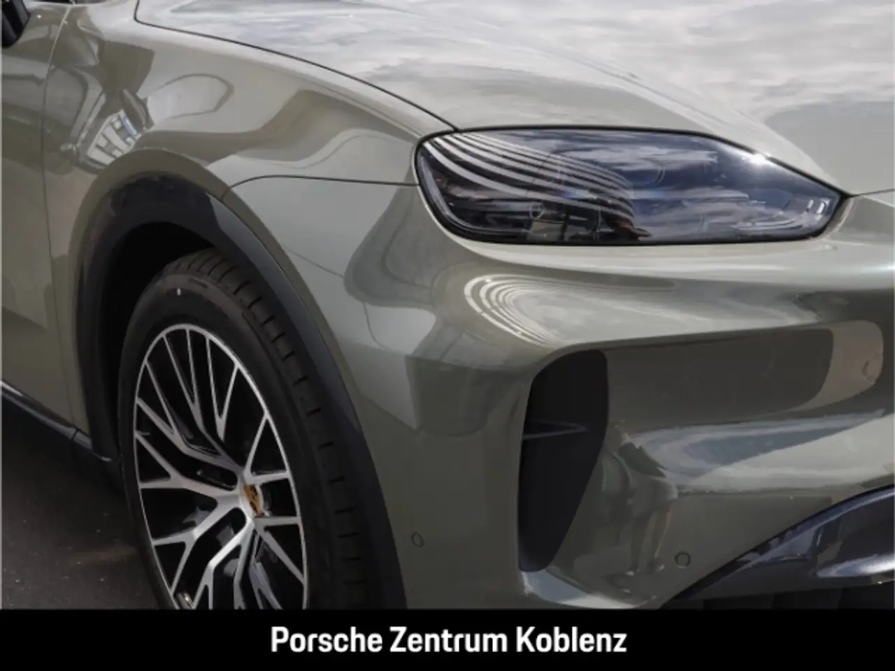Porsche Cayenne 8